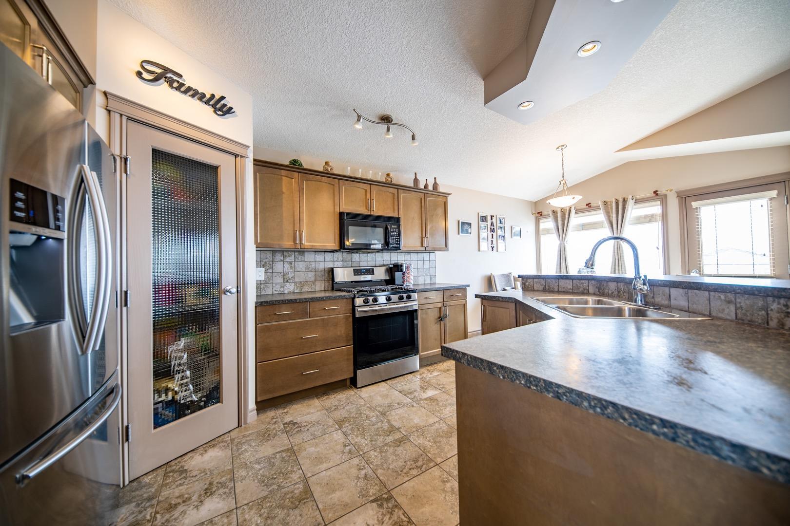 8825 114 Avenue, Grande Prairie, Alberta T8X0A5 Sold History HouseSigma