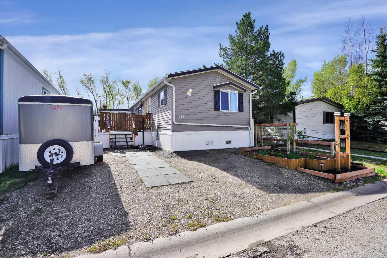 117 Westwood Court, Innisfail, Alberta T4G1S2 For Sale HouseSigma