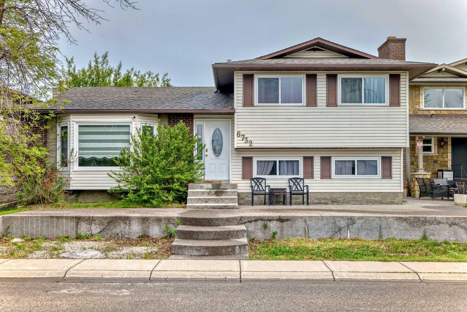 6732 34 Avenue NE, Calgary, Alberta T1Y4Y3 For Sale HouseSigma