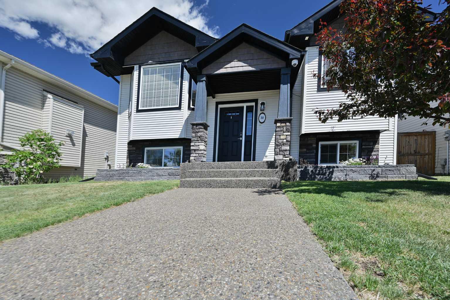 30 Crossley Street, Red Deer, Alberta T4P0G4 For Sale HouseSigma