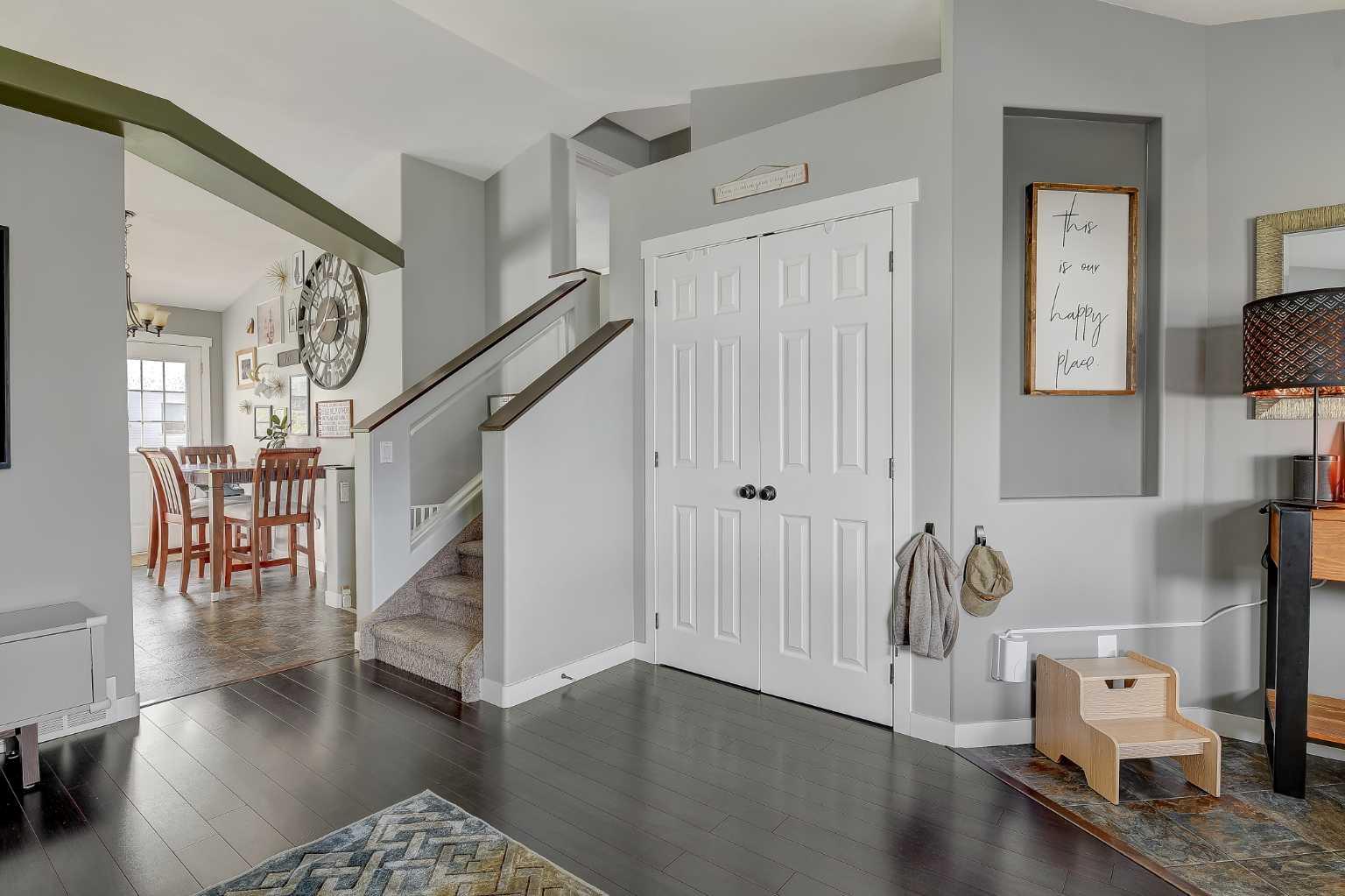 10505 Royal Oaks Drive, Grande Prairie, Alberta T8V8G2 For Sale