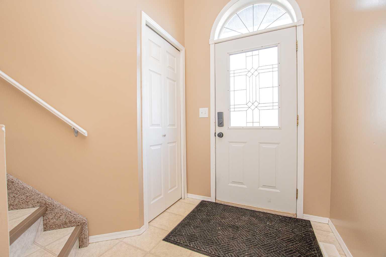 9501 Lakeland Drive, Grande Prairie, Alberta T8X1N5 For Sale HouseSigma