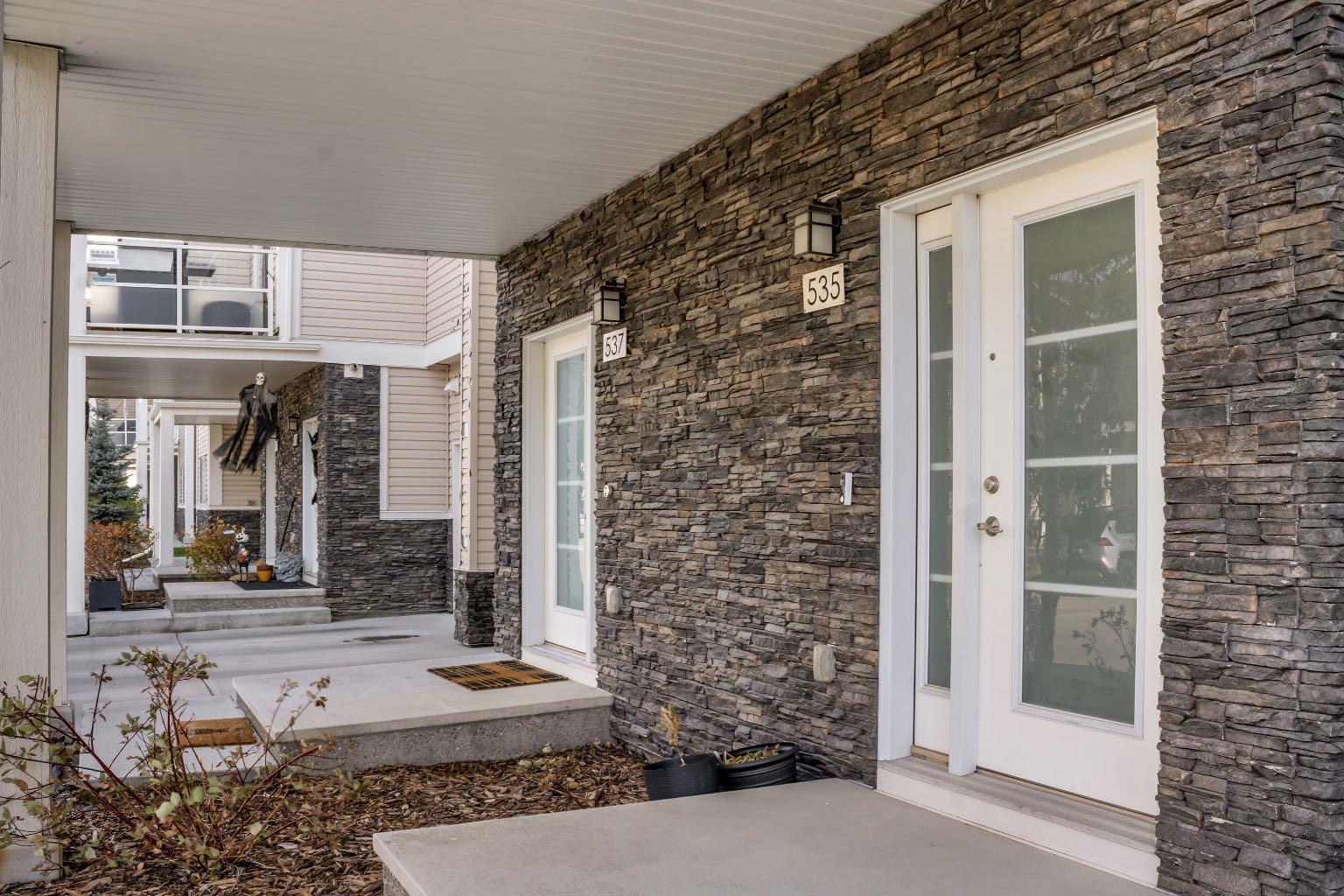 535 Redstone View NE, Calgary, Alberta T3N1B5 For Sale HouseSigma