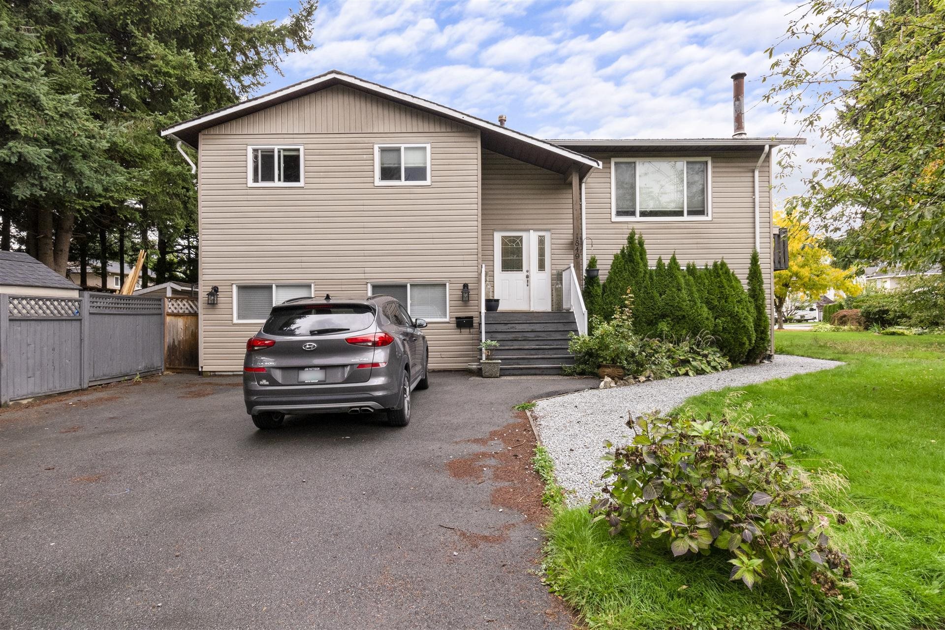 1849 WARWICK AVENUE, Port Coquitlam, British Columbia V3C4P6 Sold