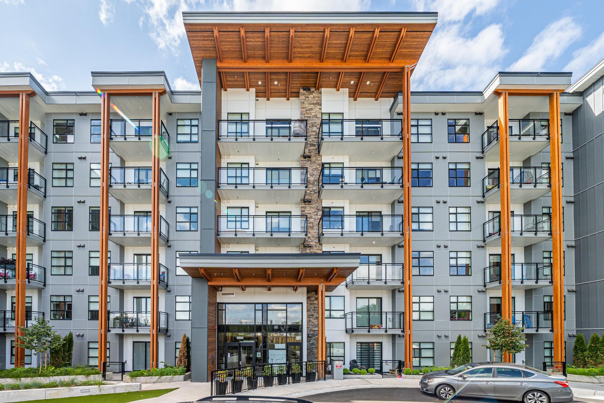 611 6960 NICHOLSON ROAD, Delta, BC Apartment/Condo HouseSigma