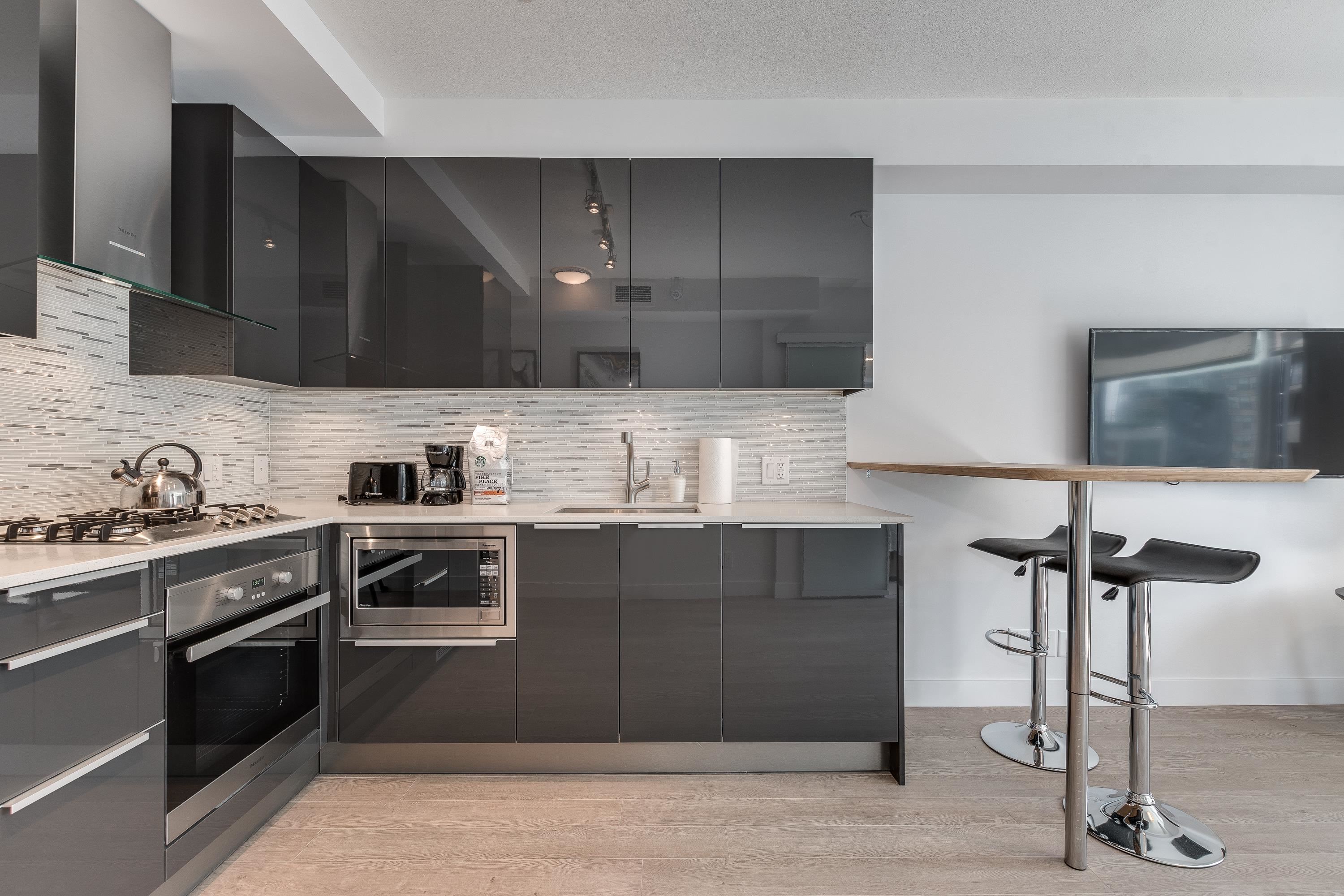 Unit 1506 - 1283 Howe Street, Vancouver 2