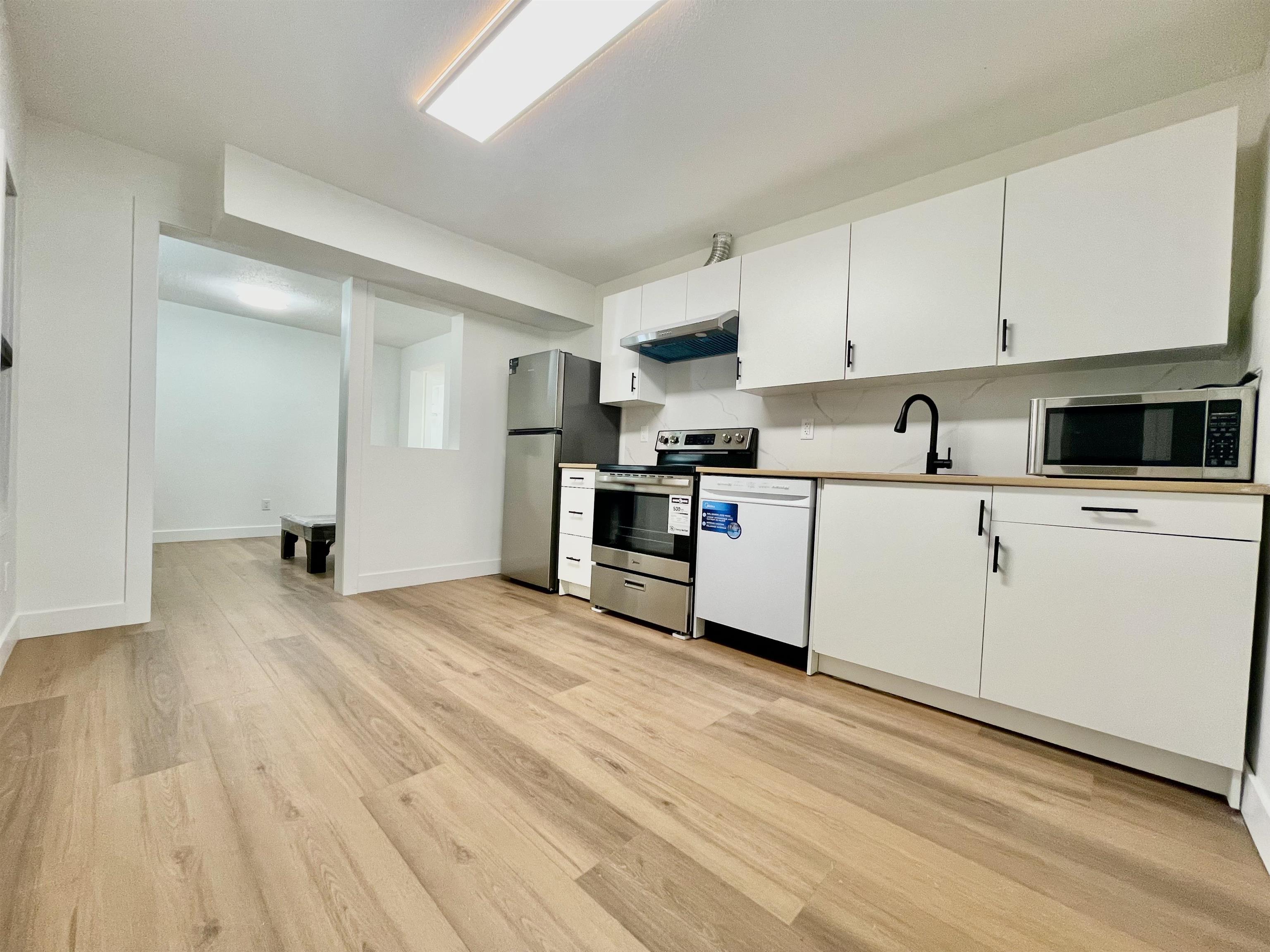 Unit lower level - 1695x 84 Avenue, Surrey 2