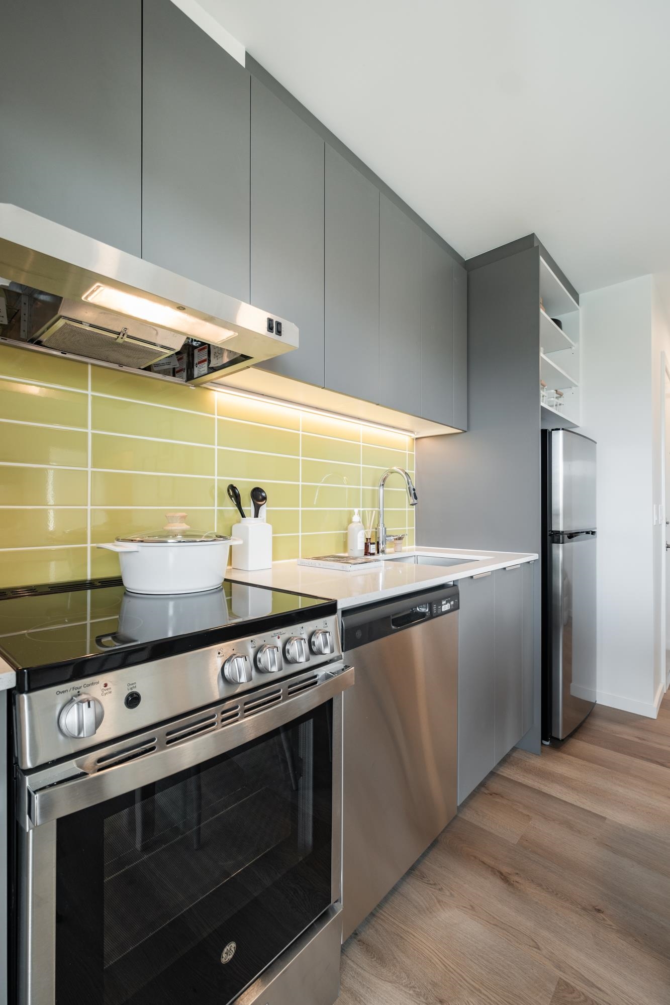 Unit 417 - 1888 Scotia Street, Vancouver 3