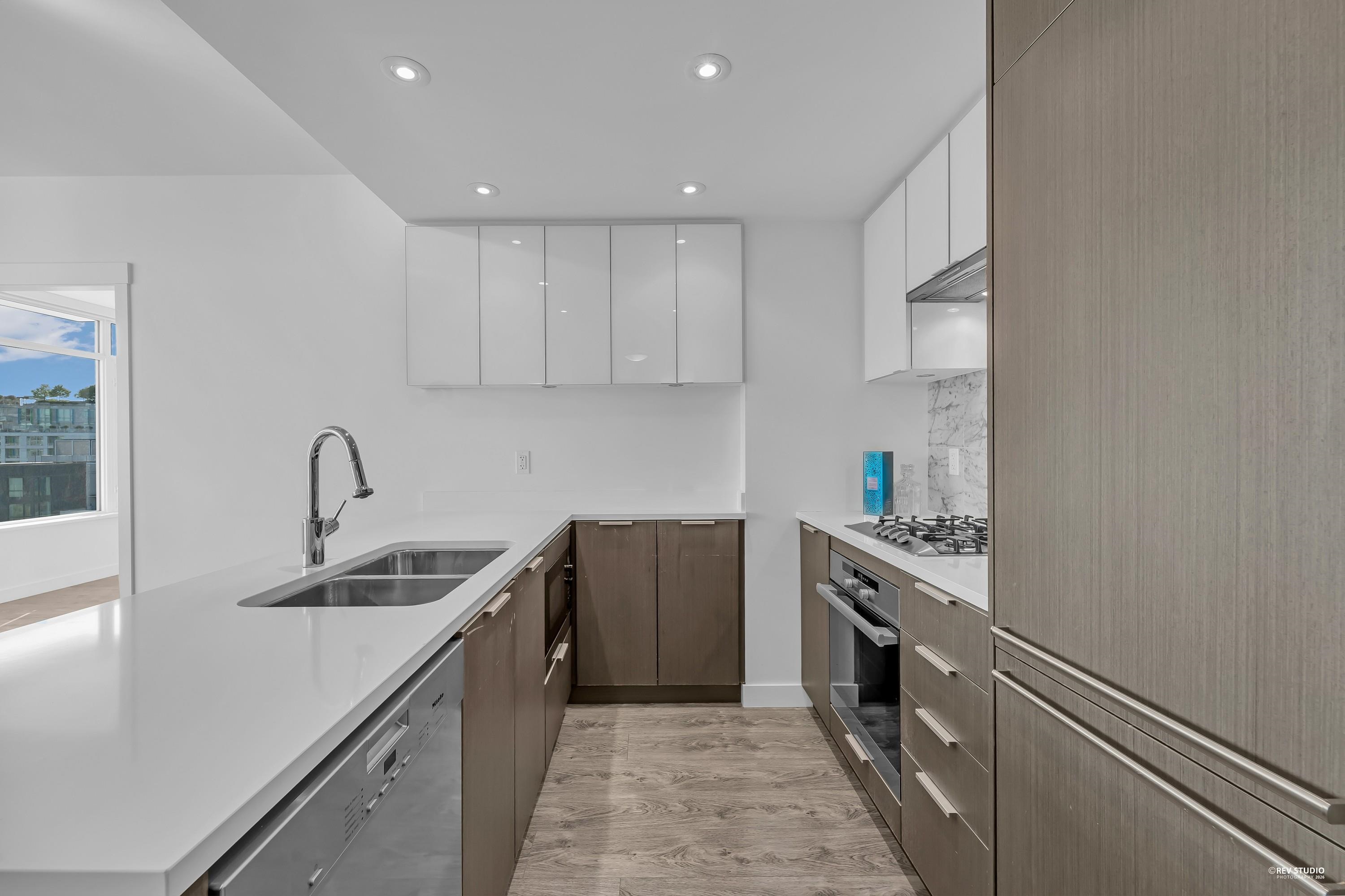 Unit 1801 - 110 Switchmen Street, Vancouver 4