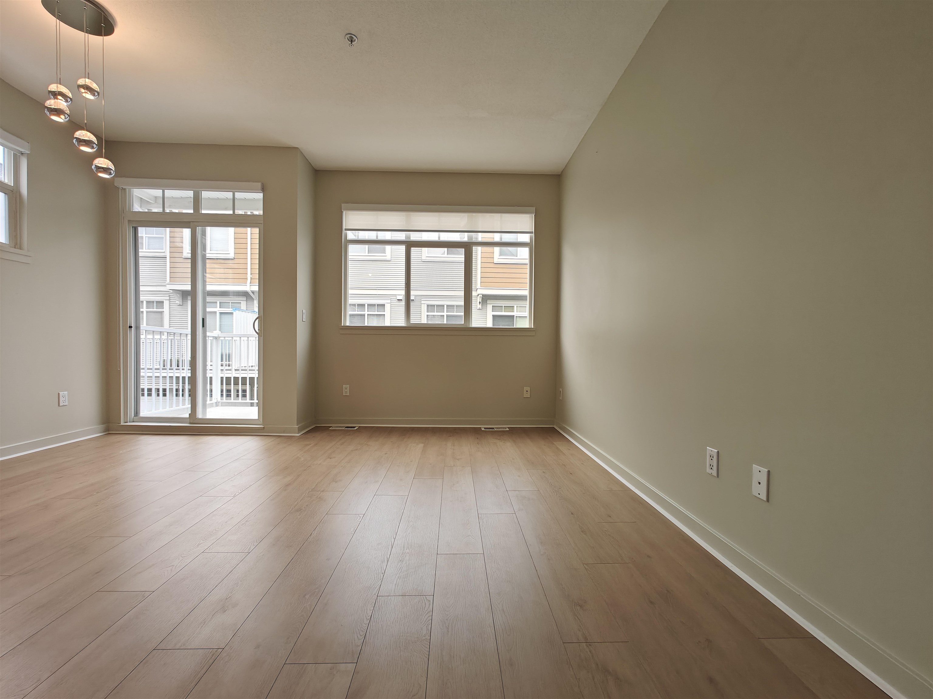 3265 Clermont Mews, Vancouver 5