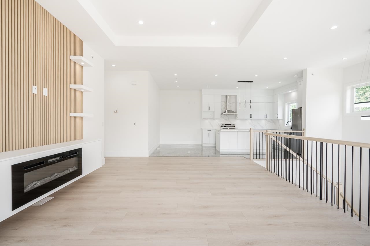 Unit UPPER B - 45945 Lewis Avenue, Chilliwack 5
