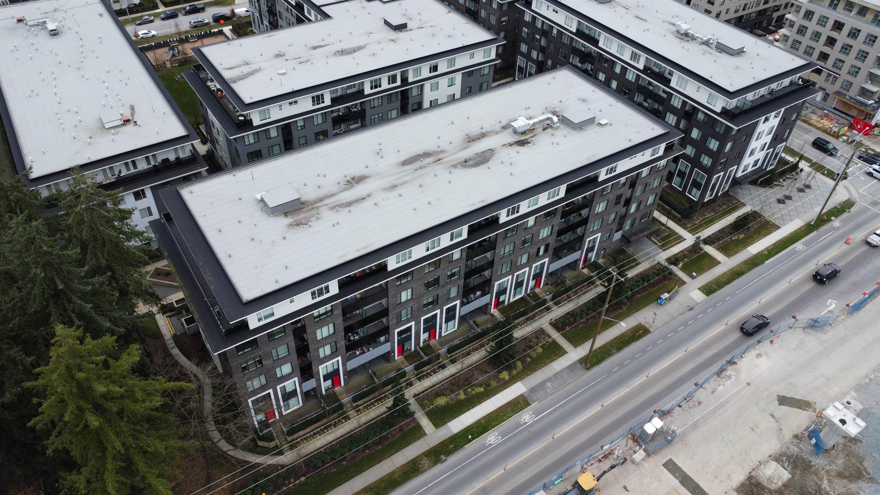 Unit 113 - 15858 Fraser Highway, Surrey 2