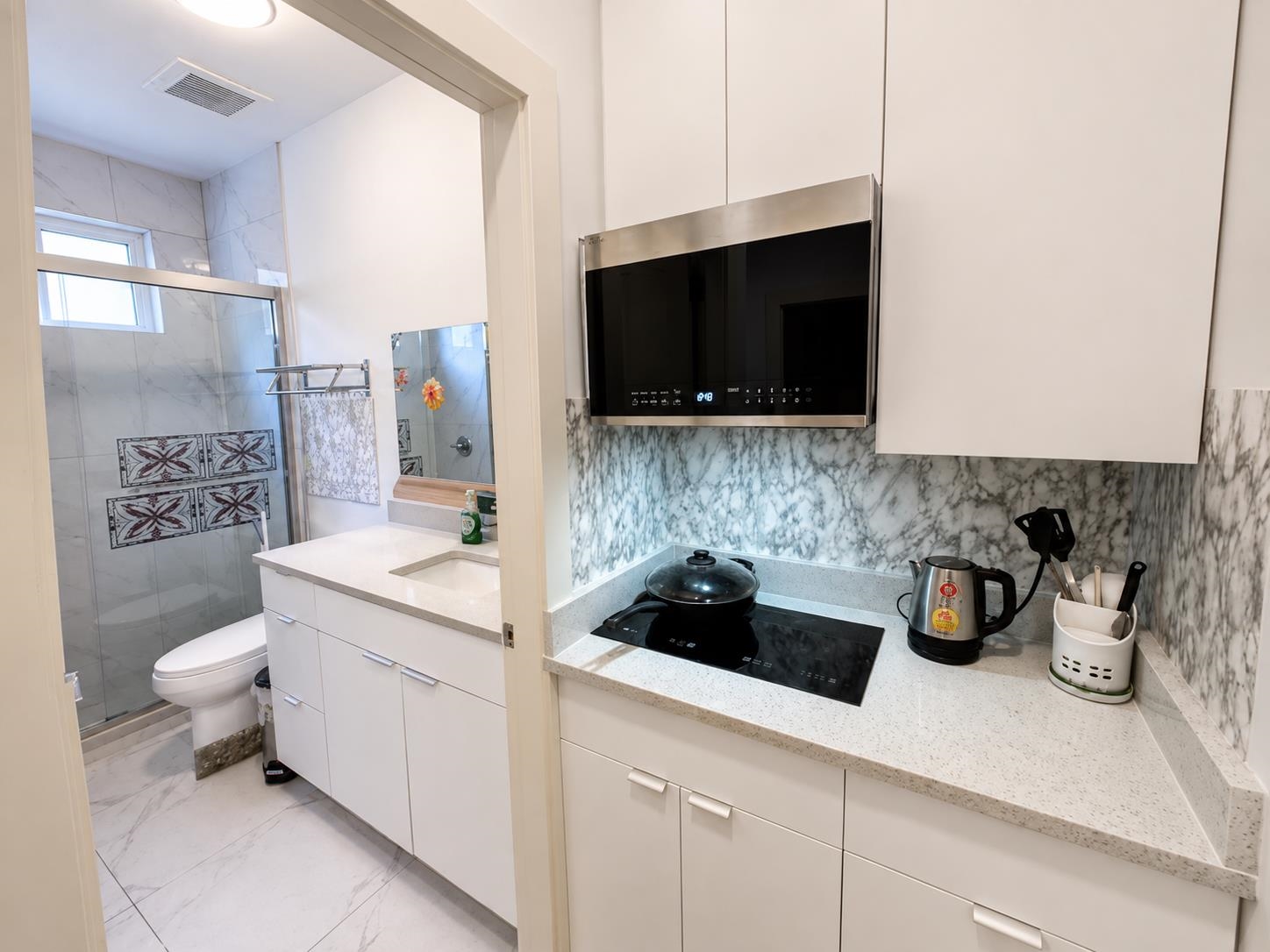8251 Brownell Road, Richmond 4