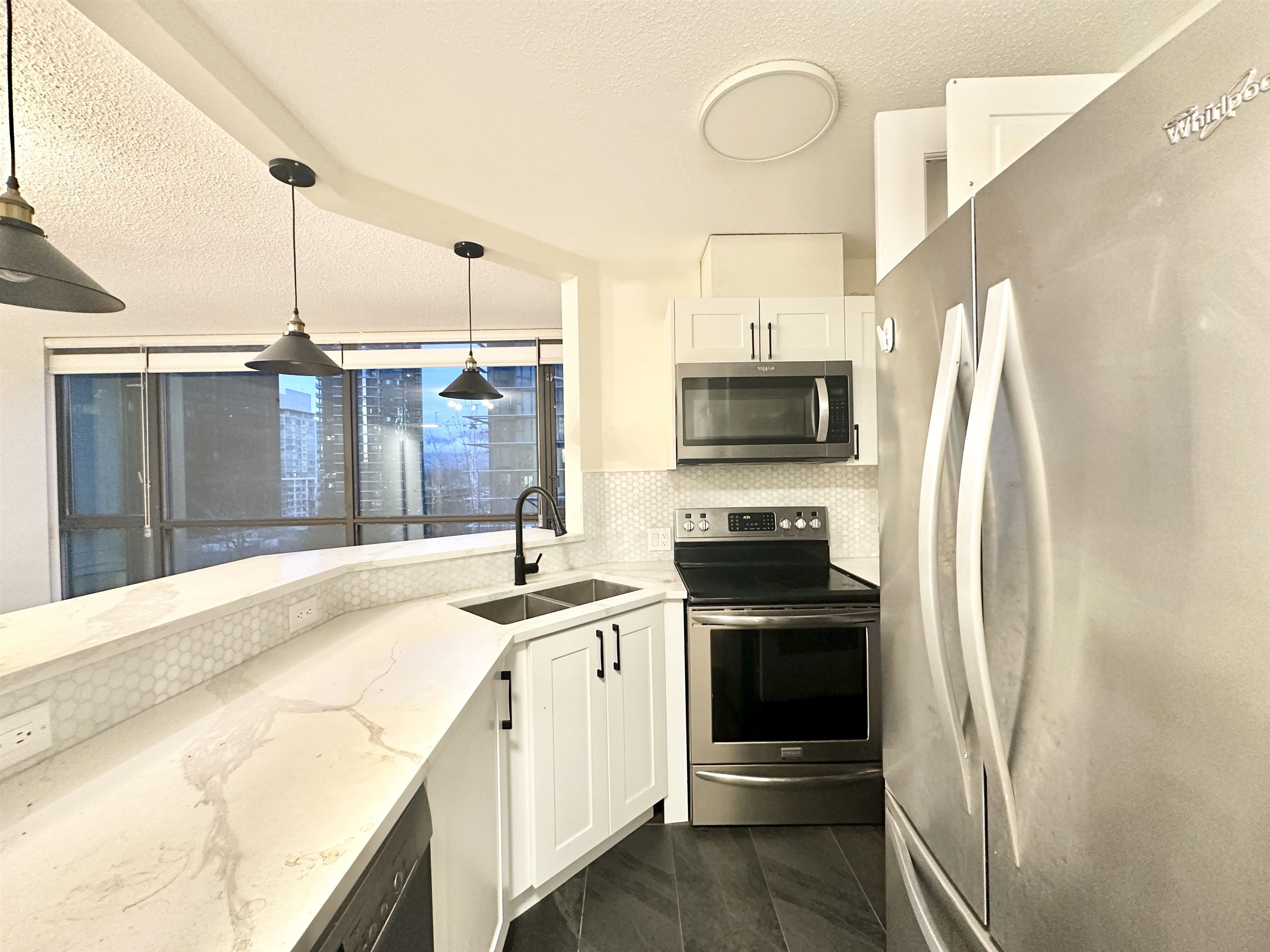 Unit 302 - 1331 Alberni Street, Vancouver 4