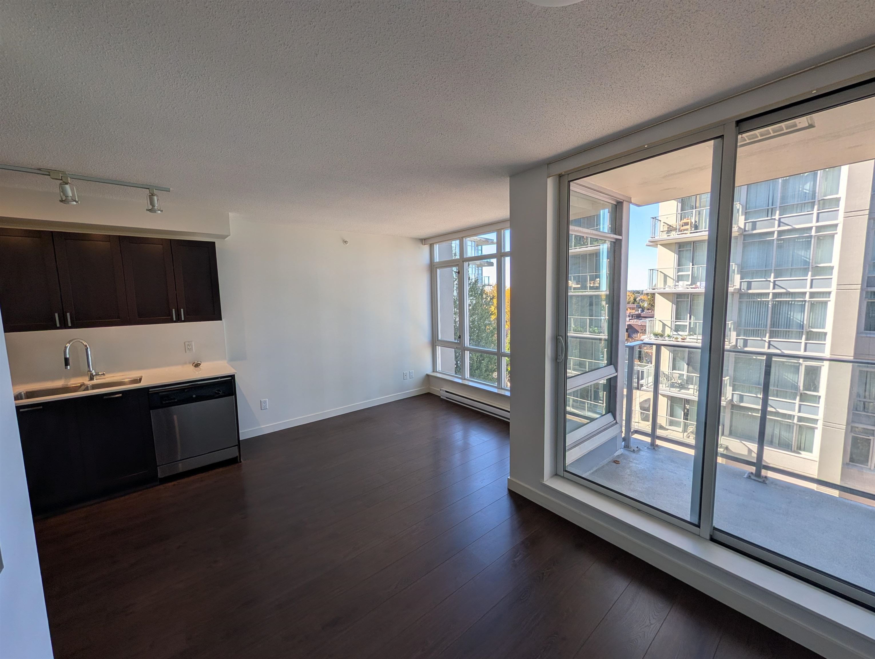 Unit 304 - 4818 Eldorado Mews, Vancouver 5