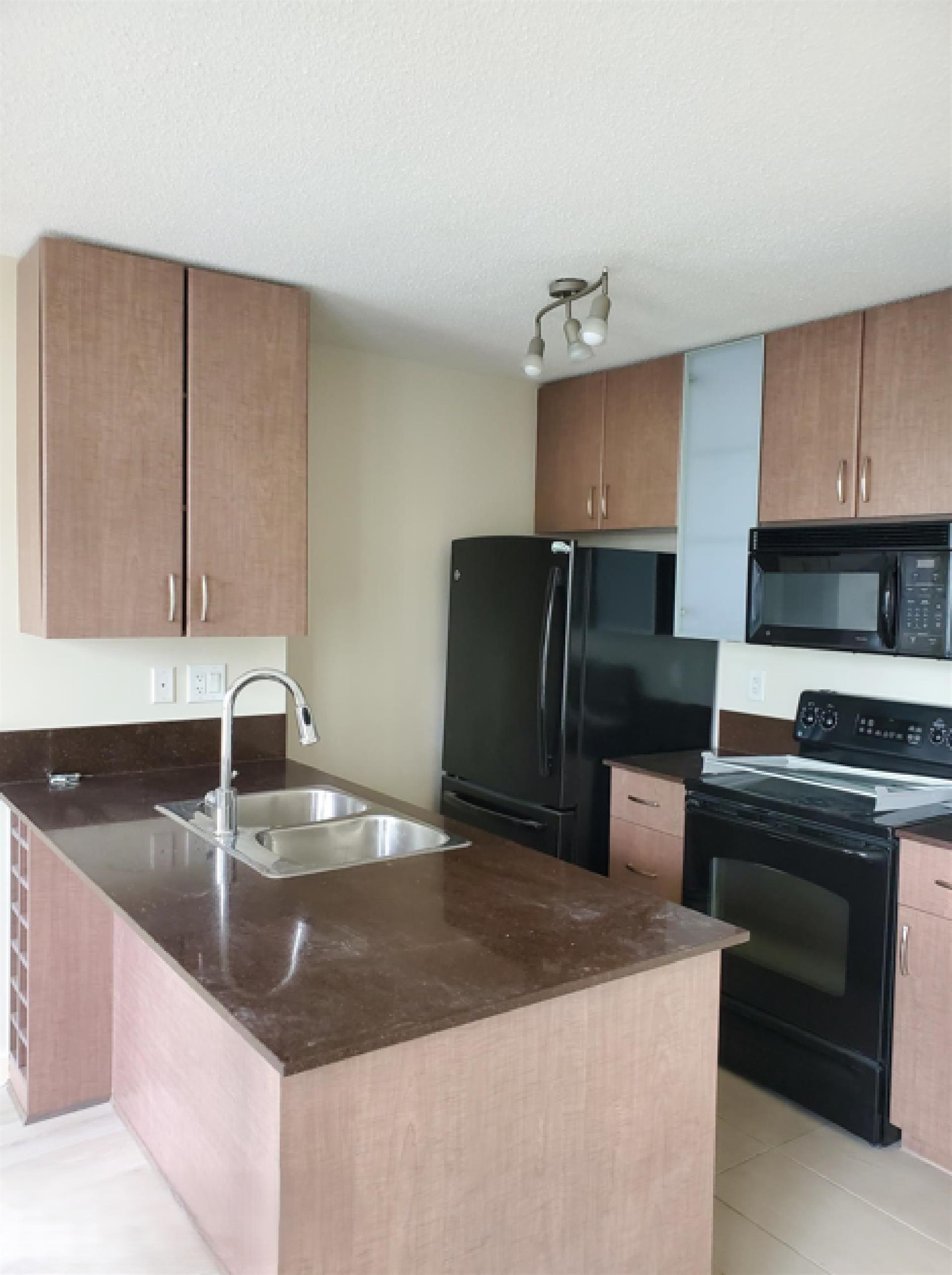 Unit 1302 - 977 Mainland Street, Vancouver 2