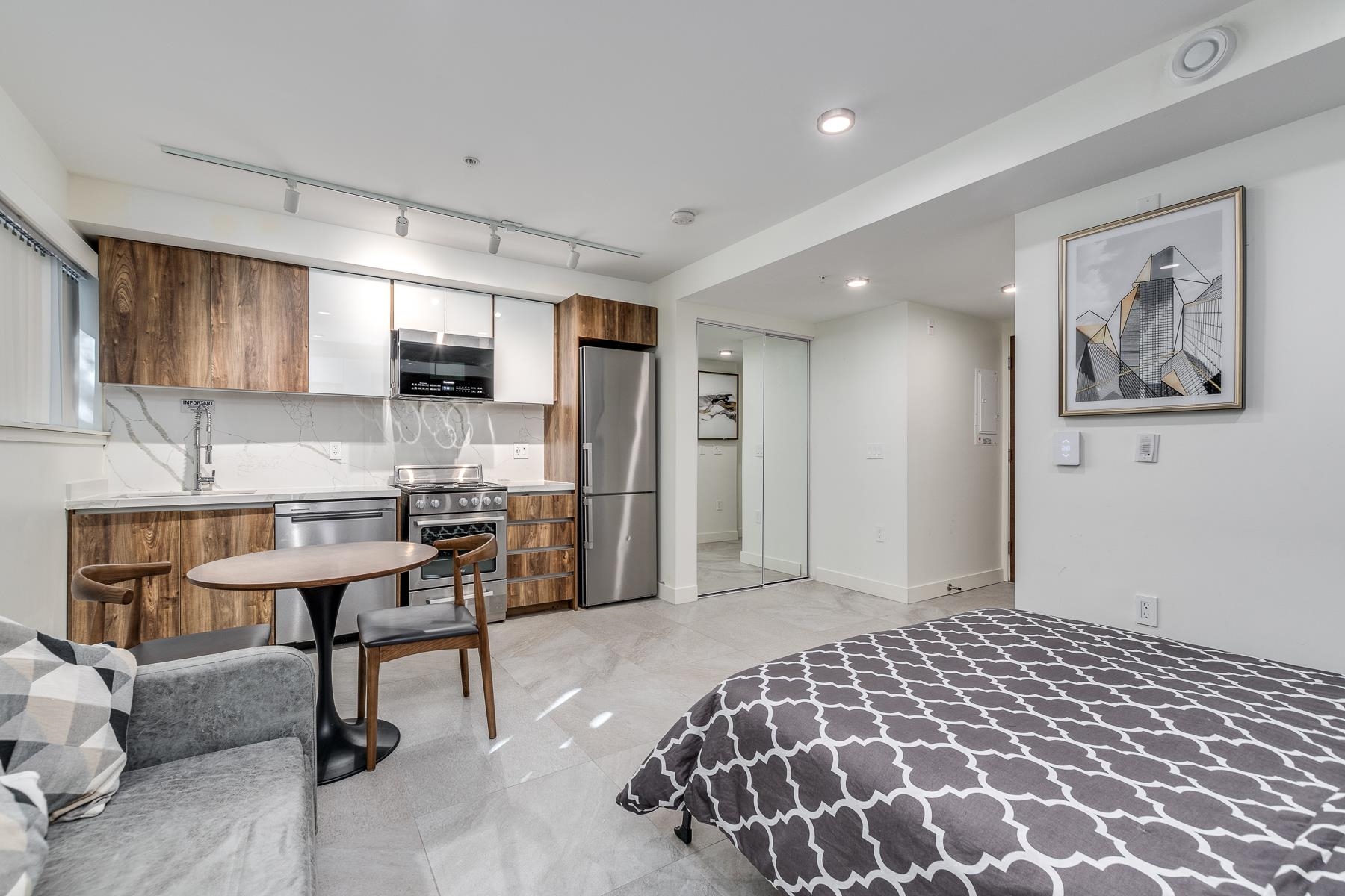 Unit 2 - 1170 Barclay Street, Vancouver 4
