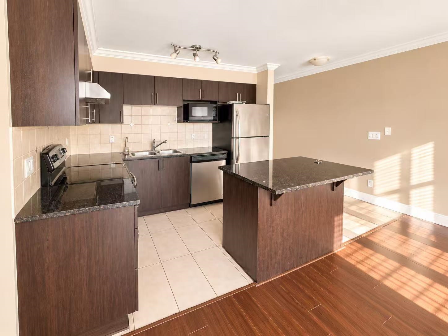 Unit 201 - 17769 57 Avenue, Surrey 5