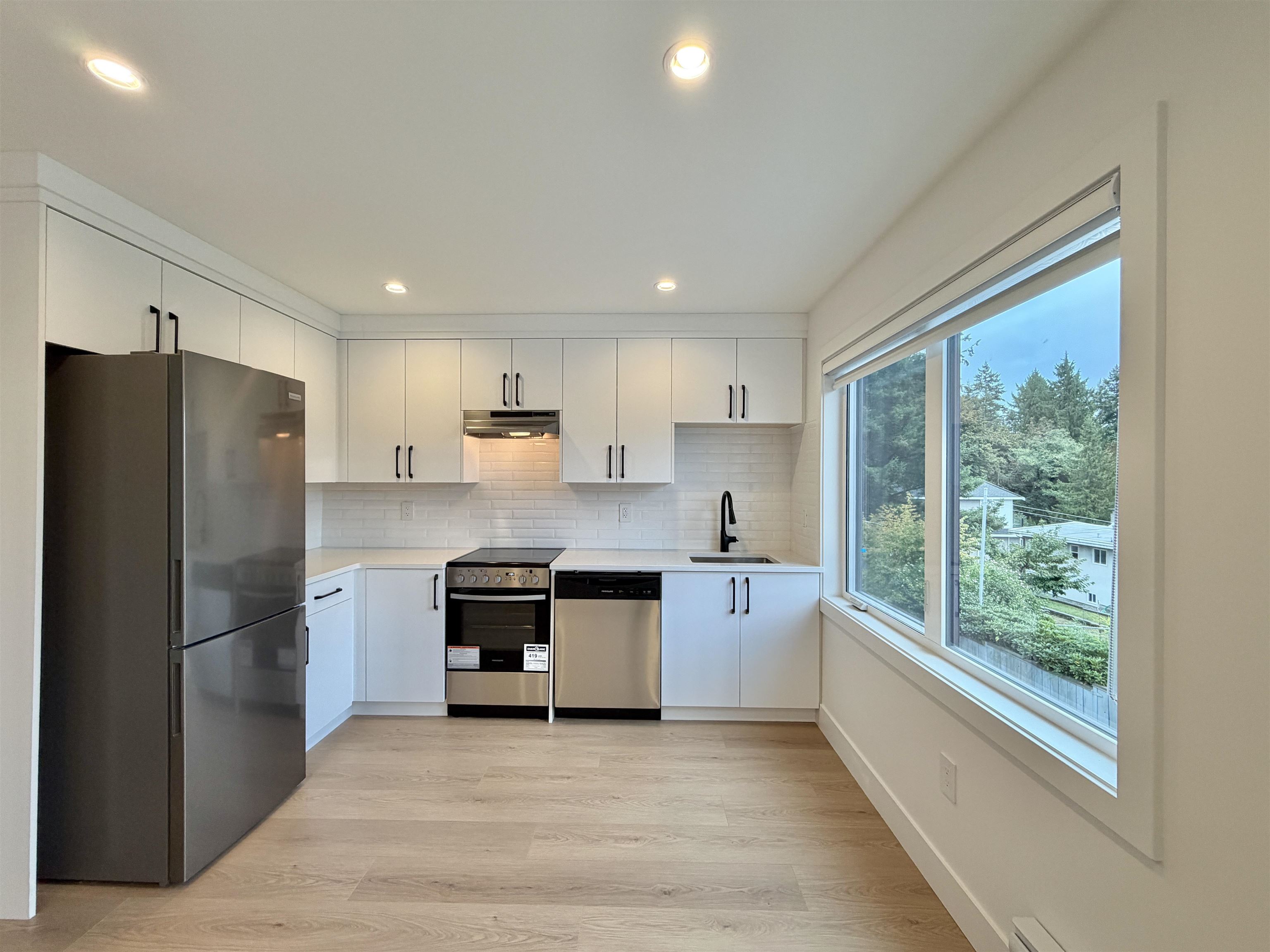 Unit LANEWAY - 1150 Charland Avenue, Coquitlam 3