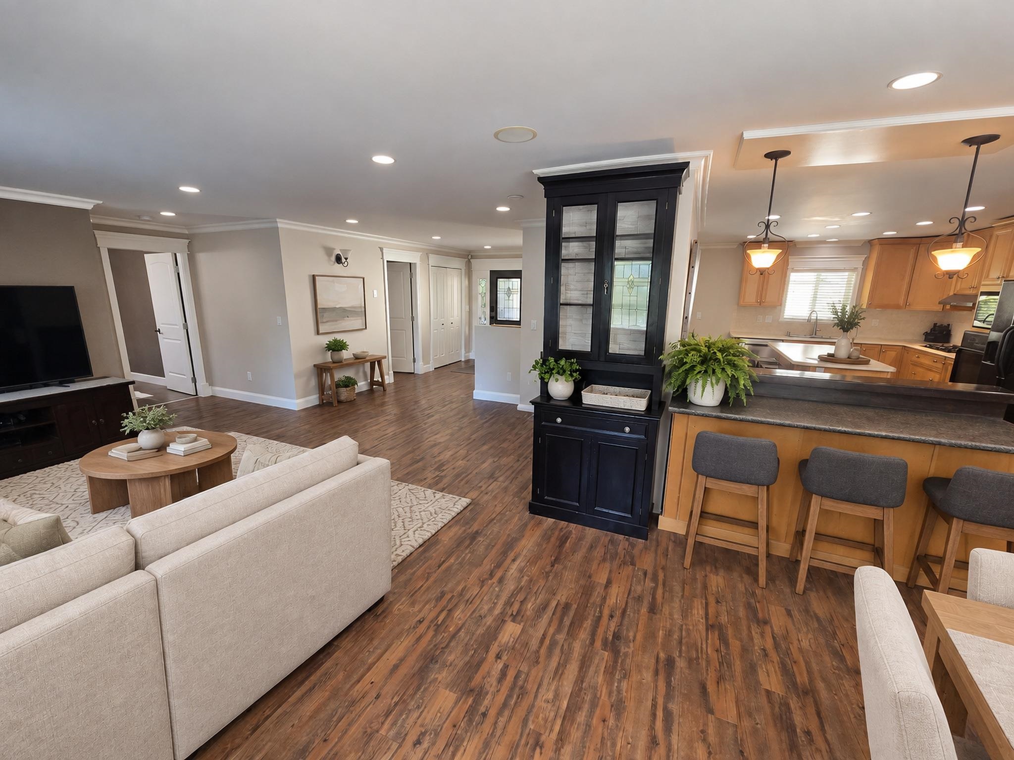 5825 135 Street, Surrey 5