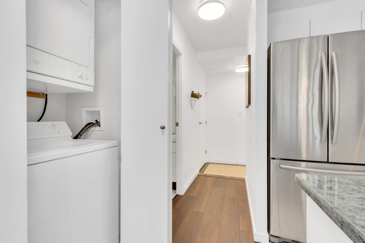 Unit 1601 - 1331 Alberni Street, Vancouver 3