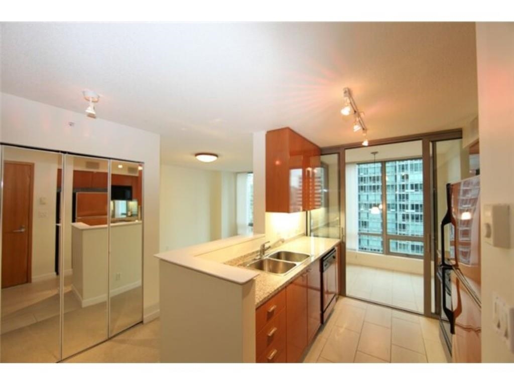 Unit 2105 - 1288 Georgia Street W, Vancouver 2