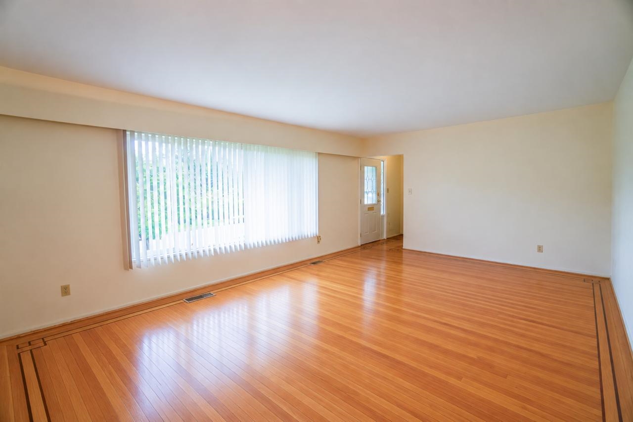 7895 Elliott Street, Vancouver 4