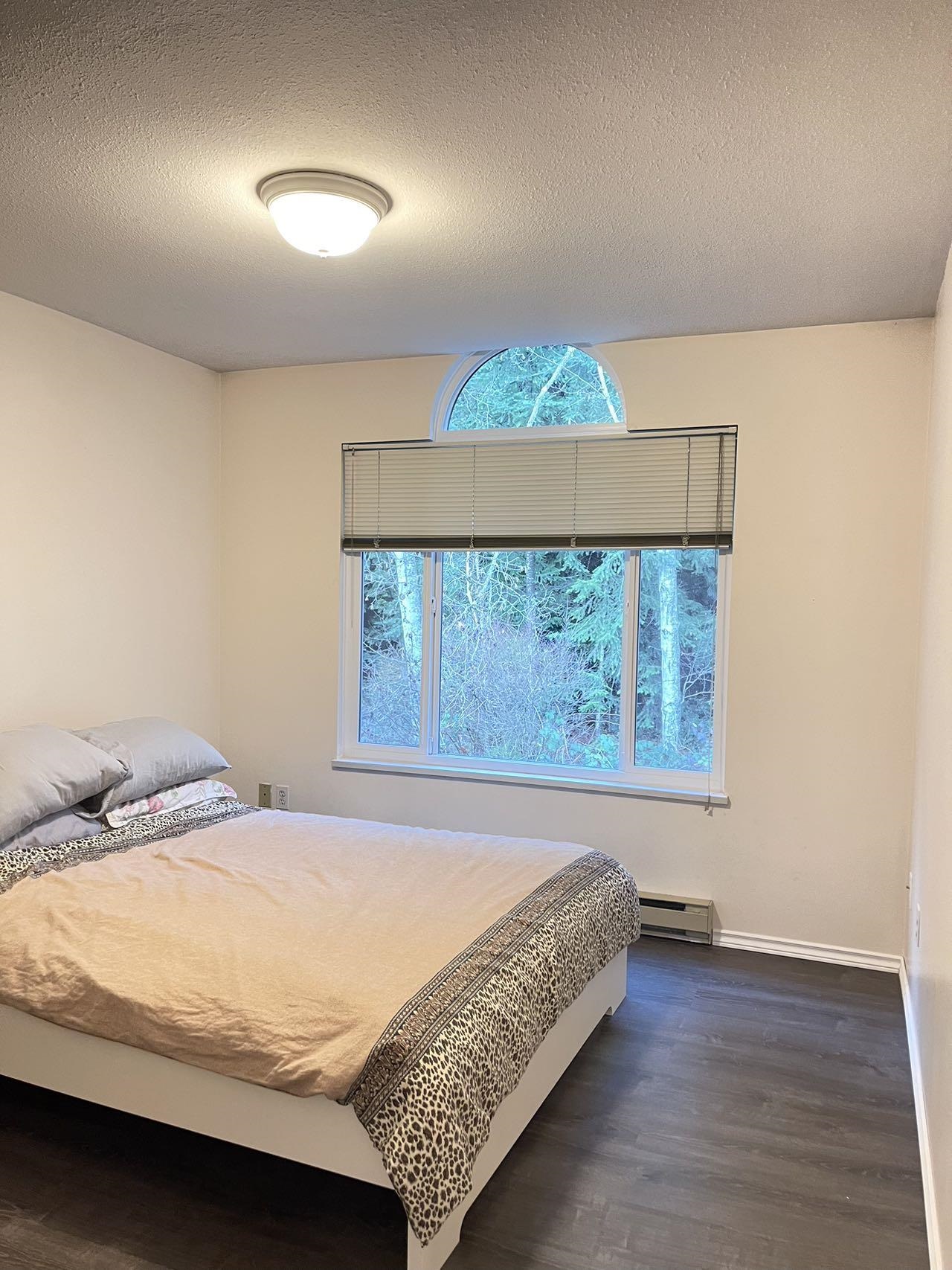 2736 Atlin Place, Coquitlam 5
