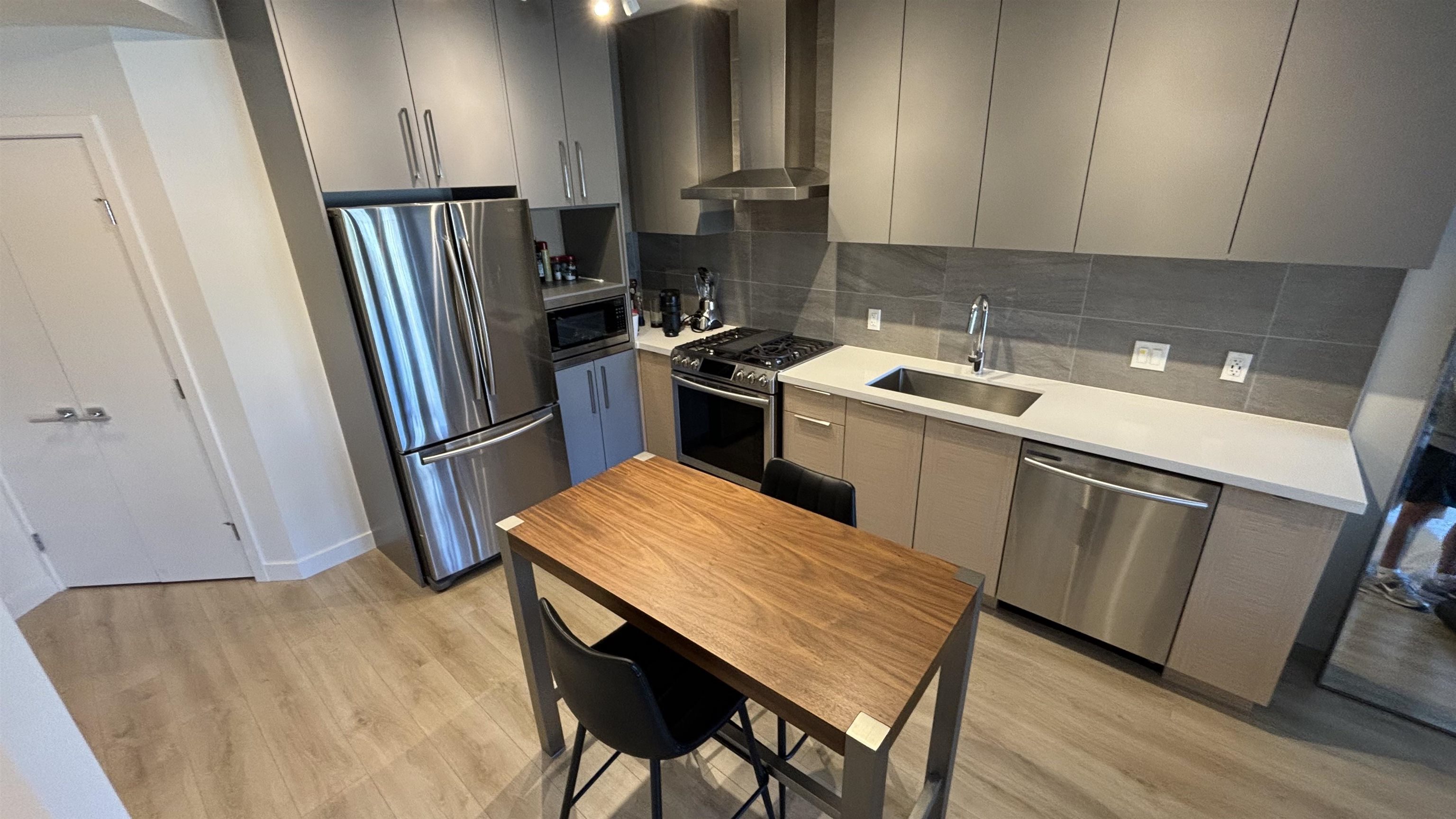 Unit 401 - 603 Regan Avenue, Coquitlam 2