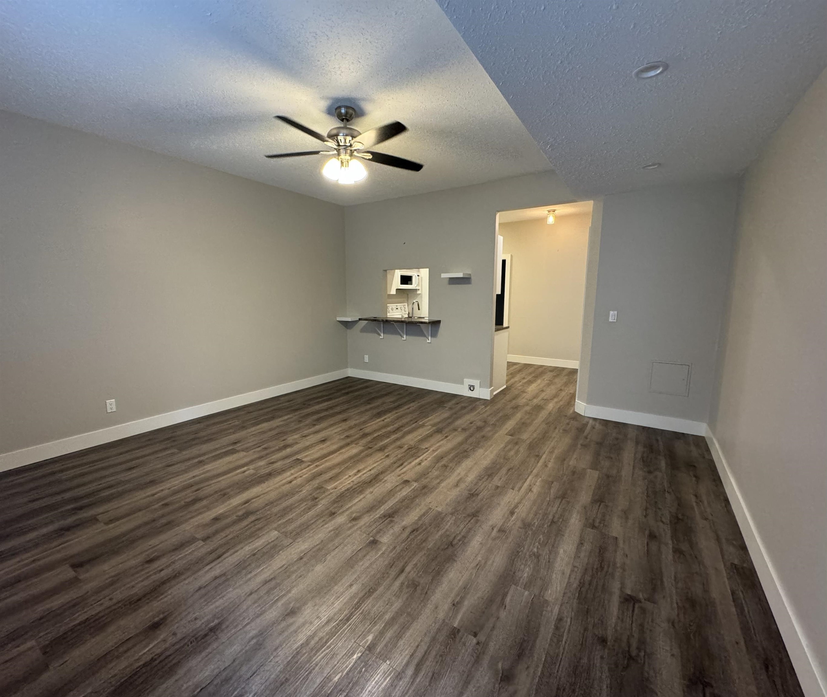 23855 Zeron Avenue, Maple Ridge 2