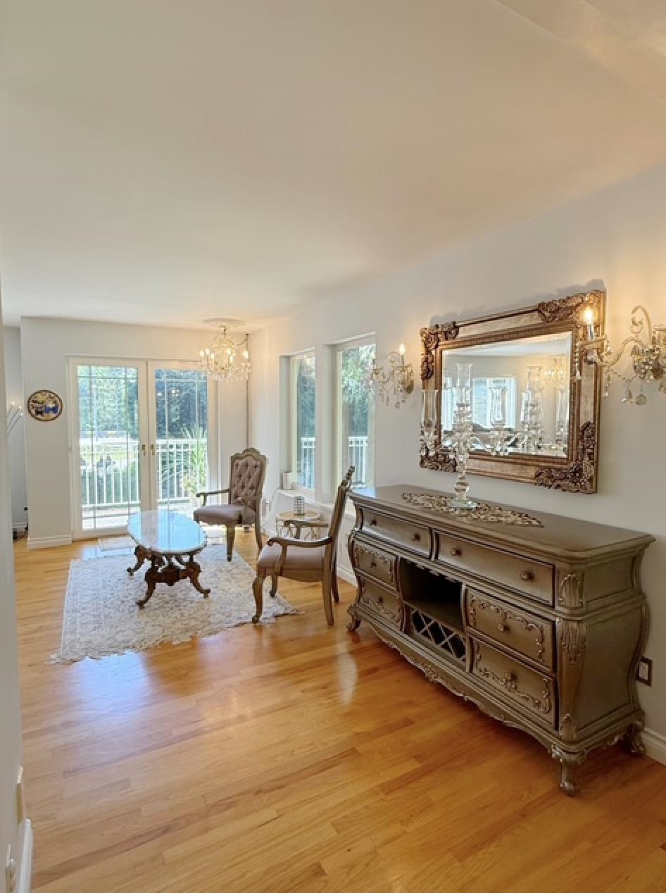 4501A Woodgreen Drive, West Vancouver 2