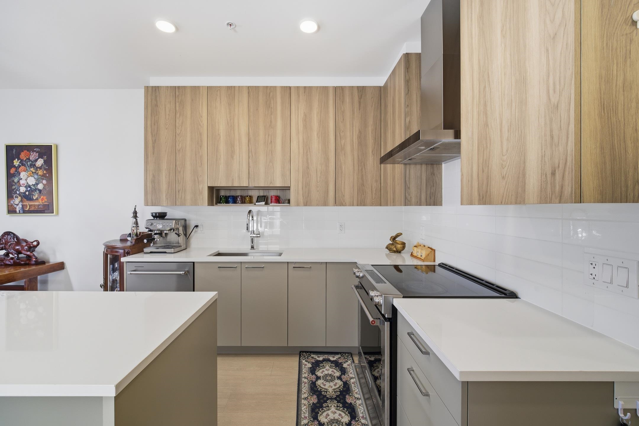 Unit 3xx - 7588 16th Street, Burnaby 3
