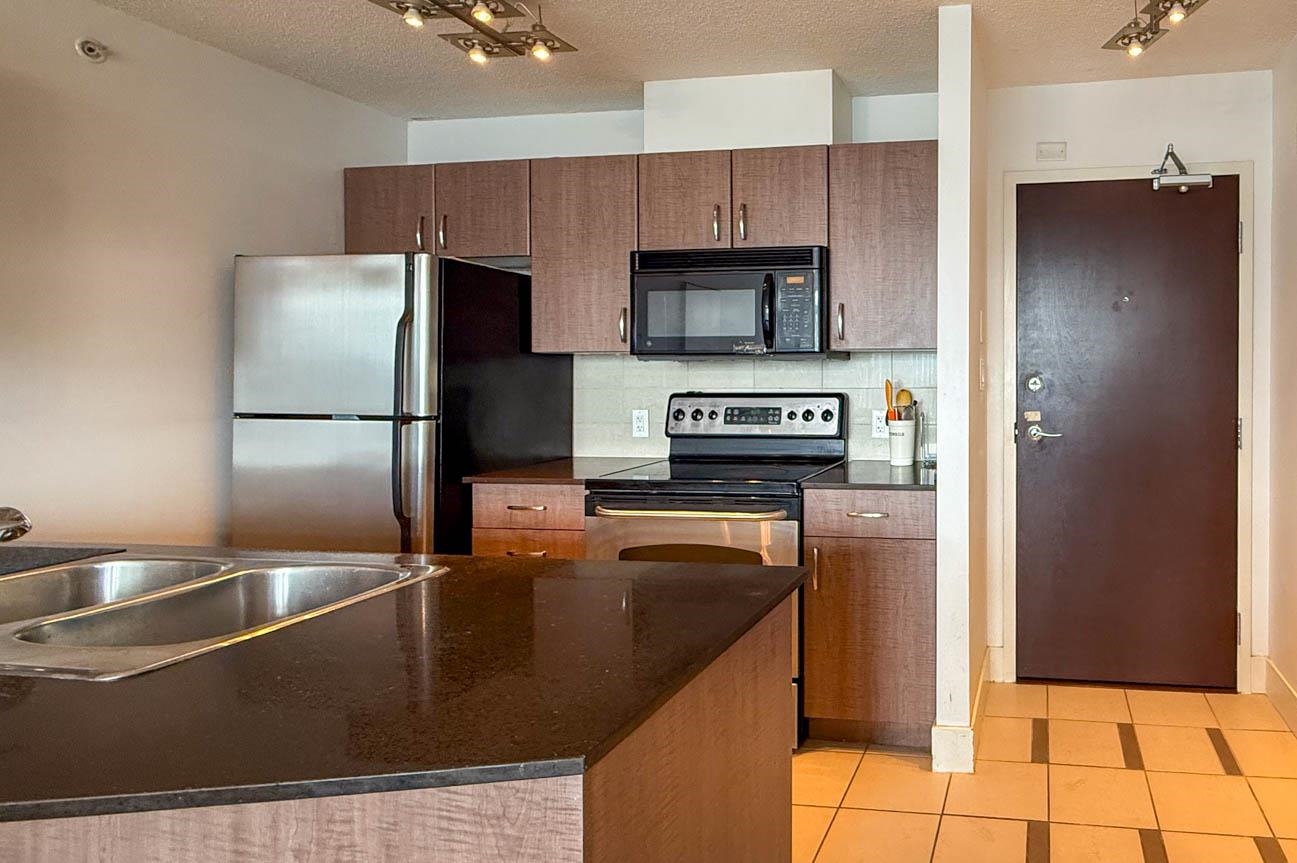 Unit 2113 - 610 Granville Street, Vancouver 2