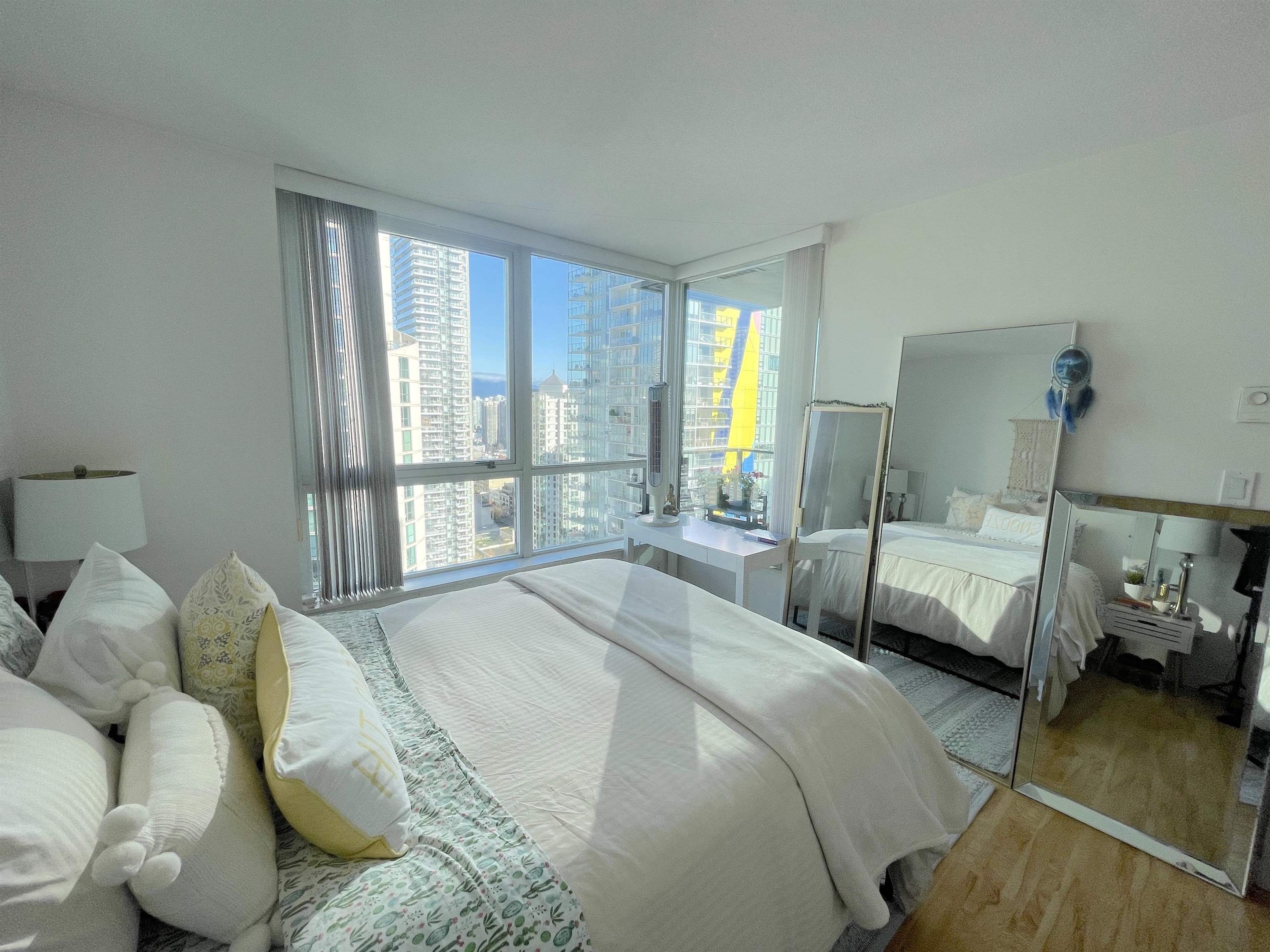 Unit 3207 - 1495 Richards Street, Vancouver 3