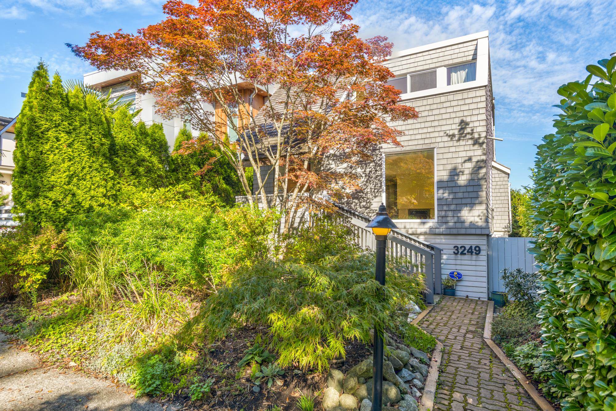 3249 21 Avenue W, Vancouver 2