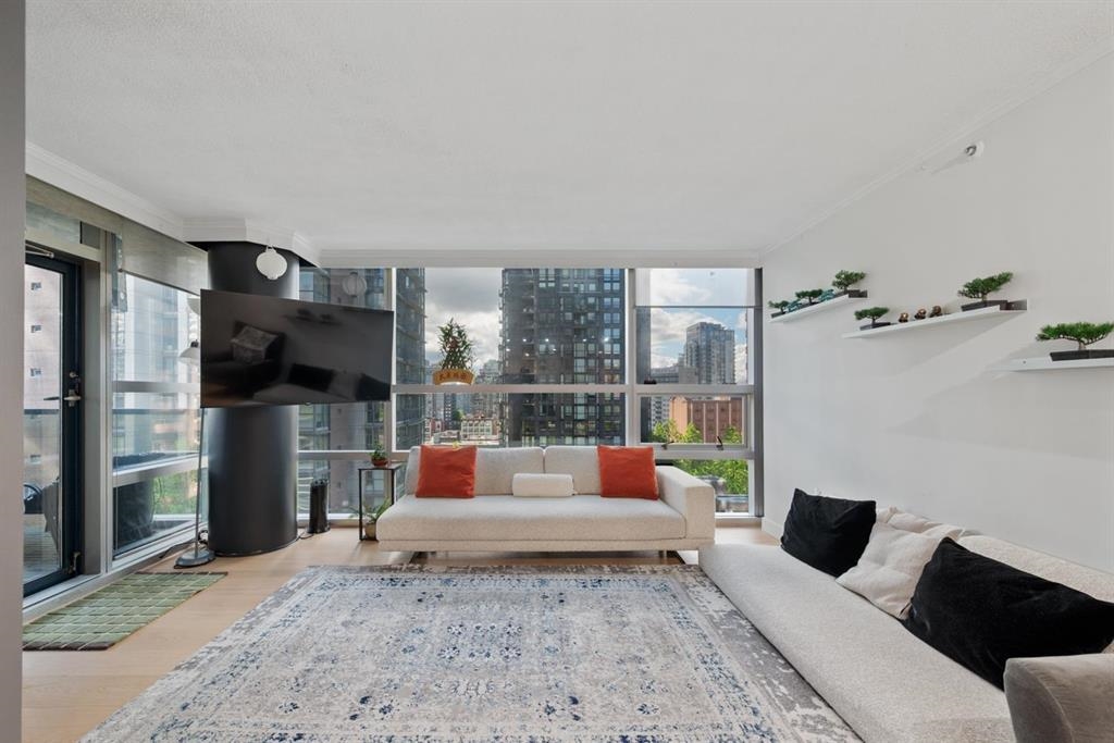 Unit 70X - 1050 Burrard Street, Vancouver 2