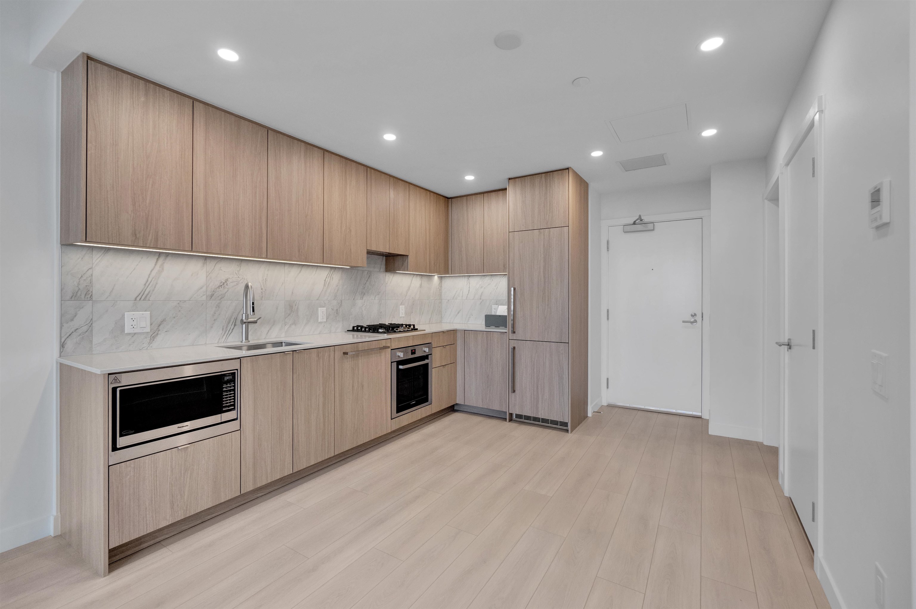 Unit 2703 - 626 Claremont Street, Coquitlam 4