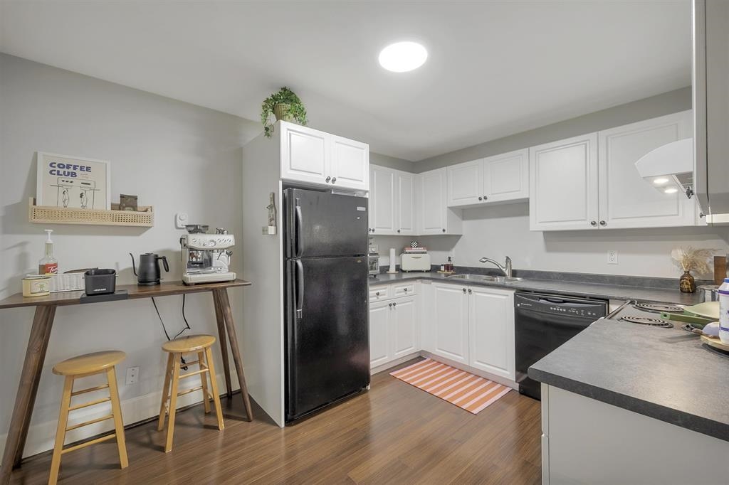 Unit Suite - 518 16th Street E, North Vancouver 5