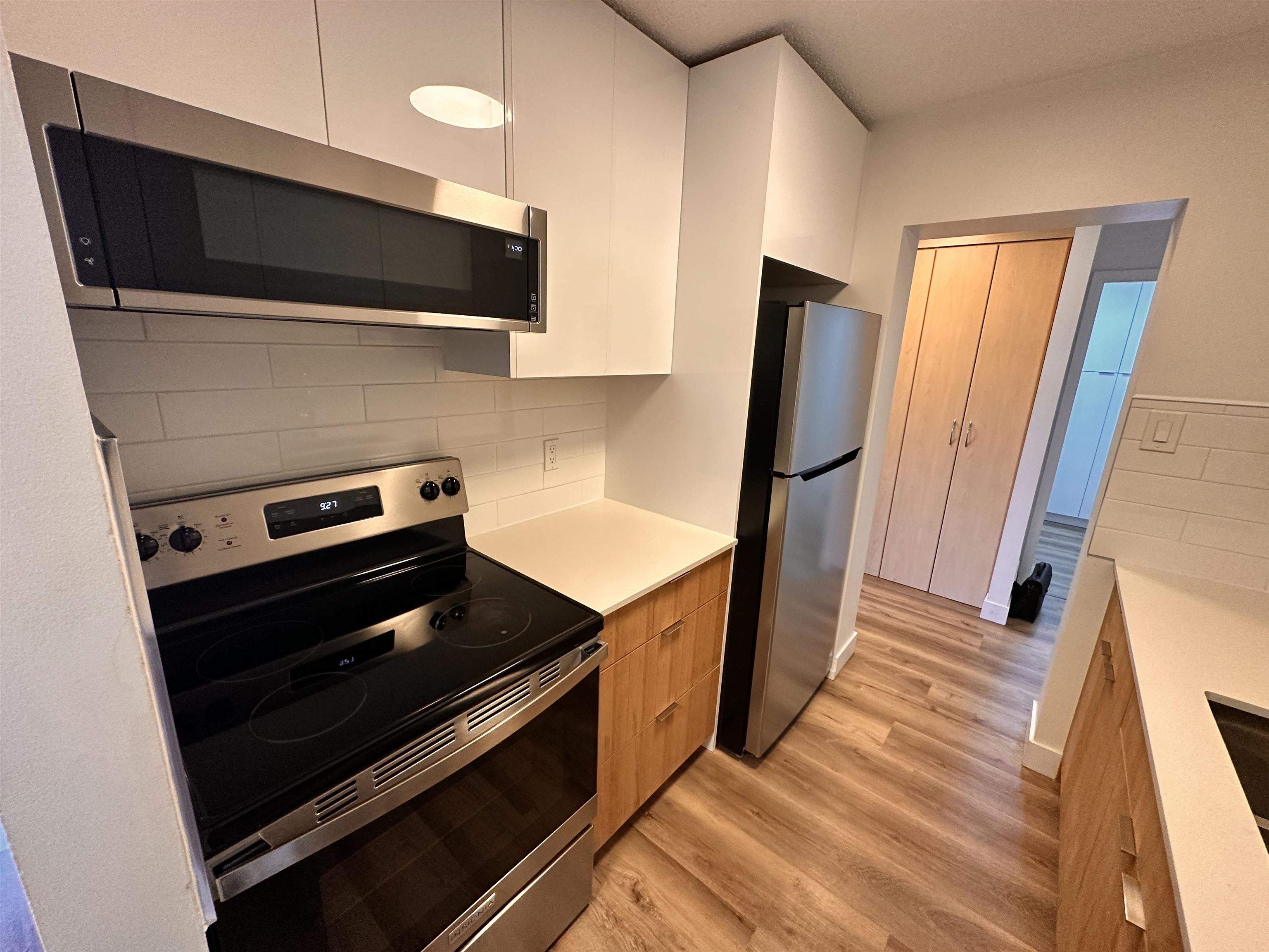 Unit 606 - 4200 Mayberry Street, Burnaby 3