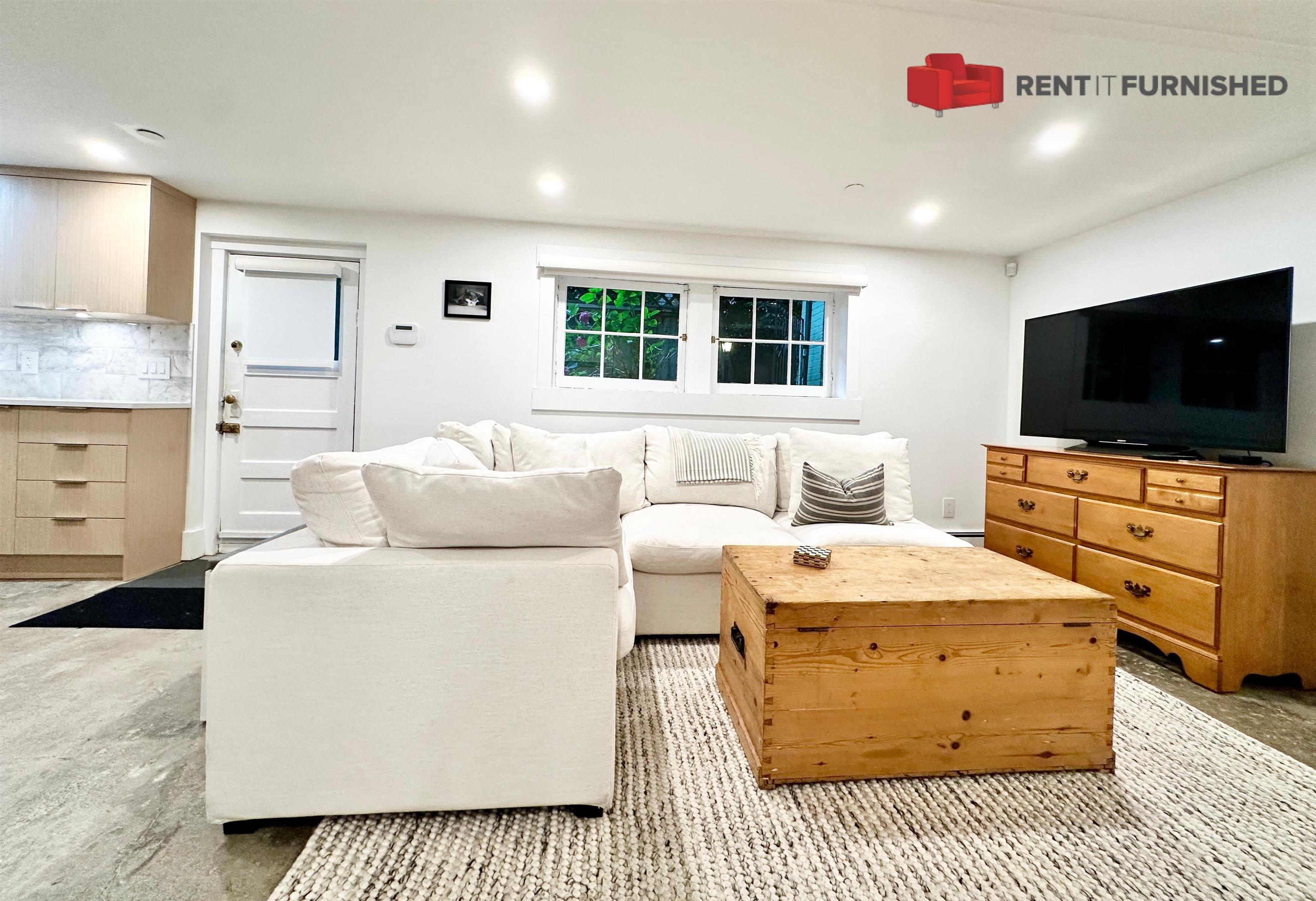 2036 15th Avenue W, Vancouver 3
