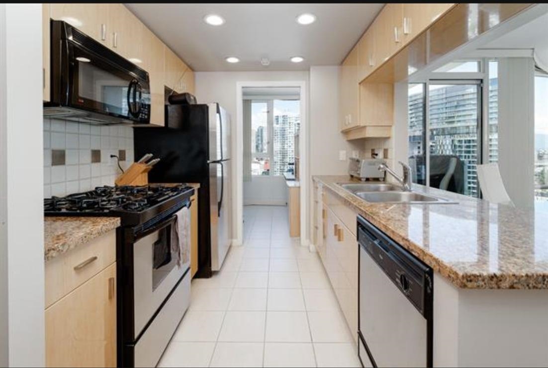 Unit 1907 - 1067 Marinaside Crescent, Vancouver 2