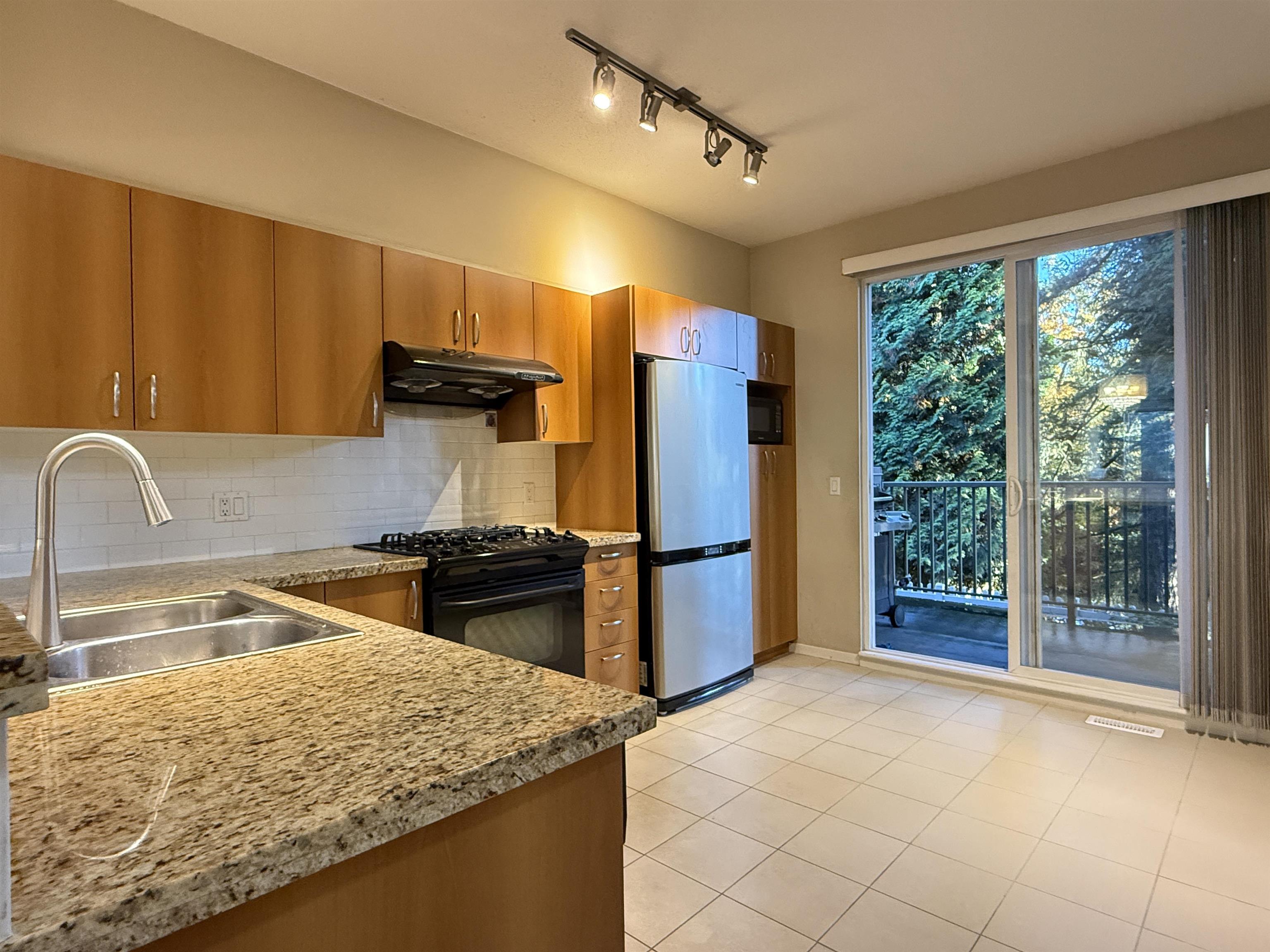 Unit 18X - 9133 Government Street, Burnaby 5