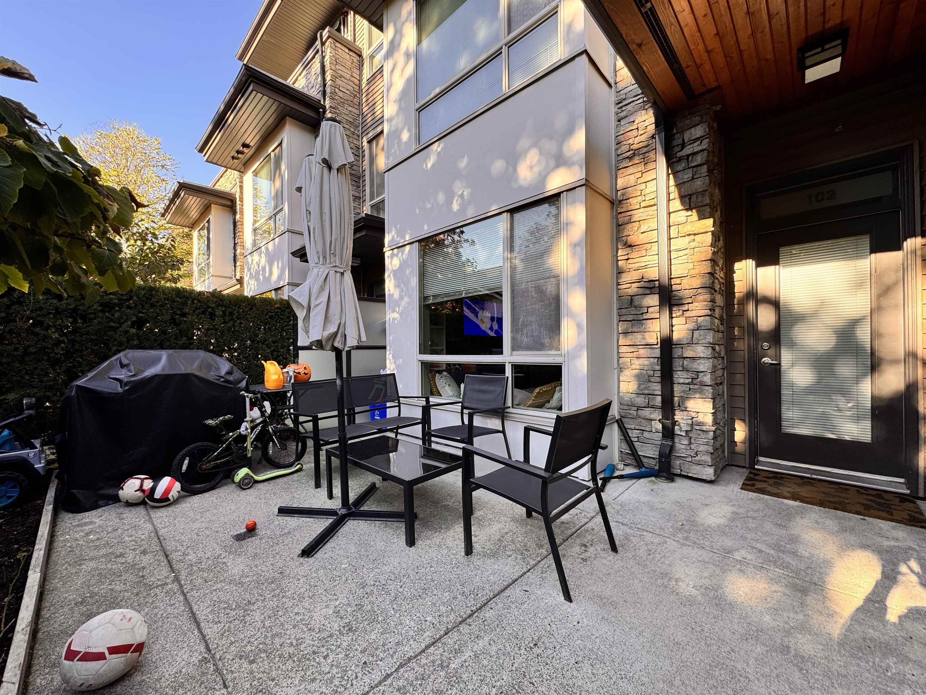 Unit 102 - 7488 Byrnepark Walk, Burnaby 2