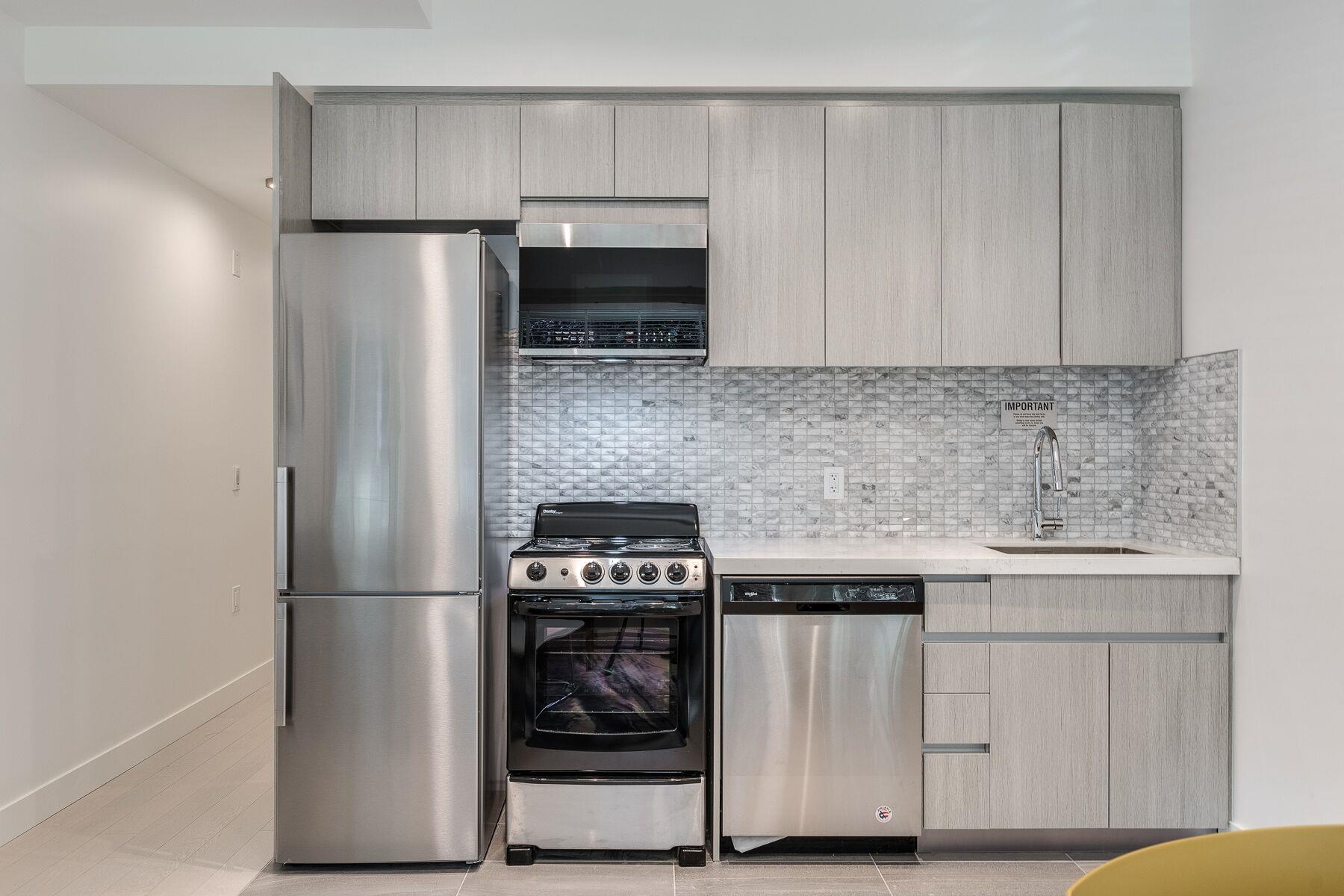 Unit 101 - 1431 Haro Street, Vancouver 5