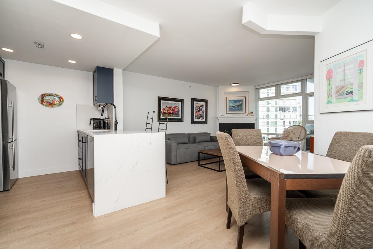 Unit 906 - 189 Davie Street, Vancouver 3
