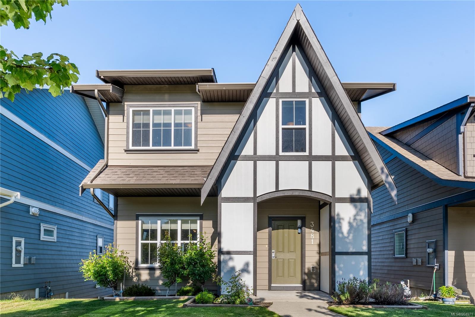 3481 Ryder Hesjedal Way, Colwood, British Columbia V9C0J6 For Sale