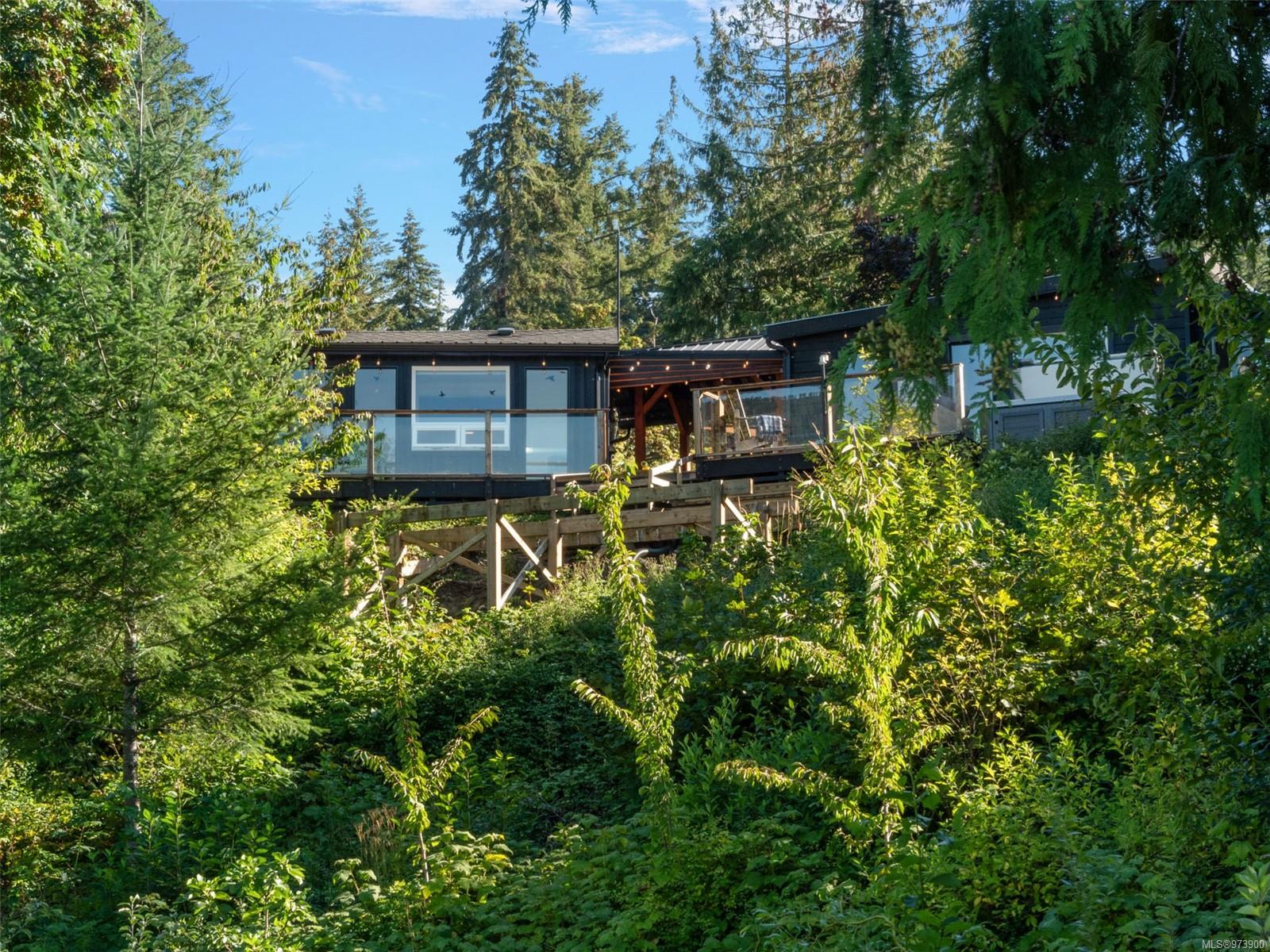 2055 Cowichan Bay Rd, Cowichan Bay, British Columbia V0R1N1 For Sale