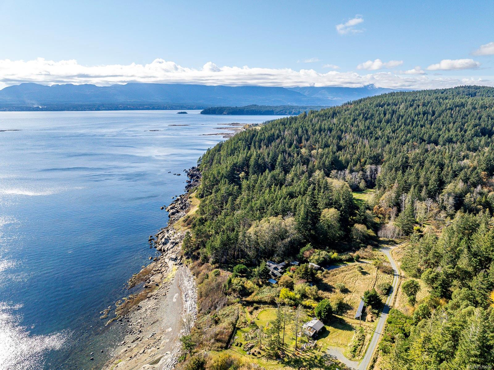 8935 Central Rd, Hornby Island, British Columbia V0R1Z0 For Sale